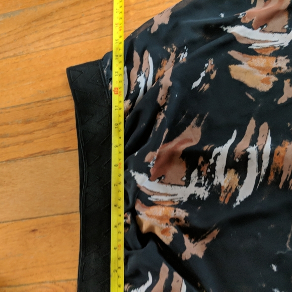 $5 with bundle LuLaRoe midi skirt size small - Picture 6 of 11